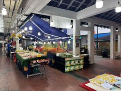 Serangoon Central Drive (D19), Retail #579573101